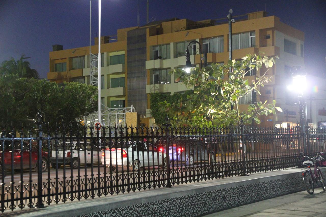 Hotel Del Parque Ciudad del Carmen Ngoại thất bức ảnh